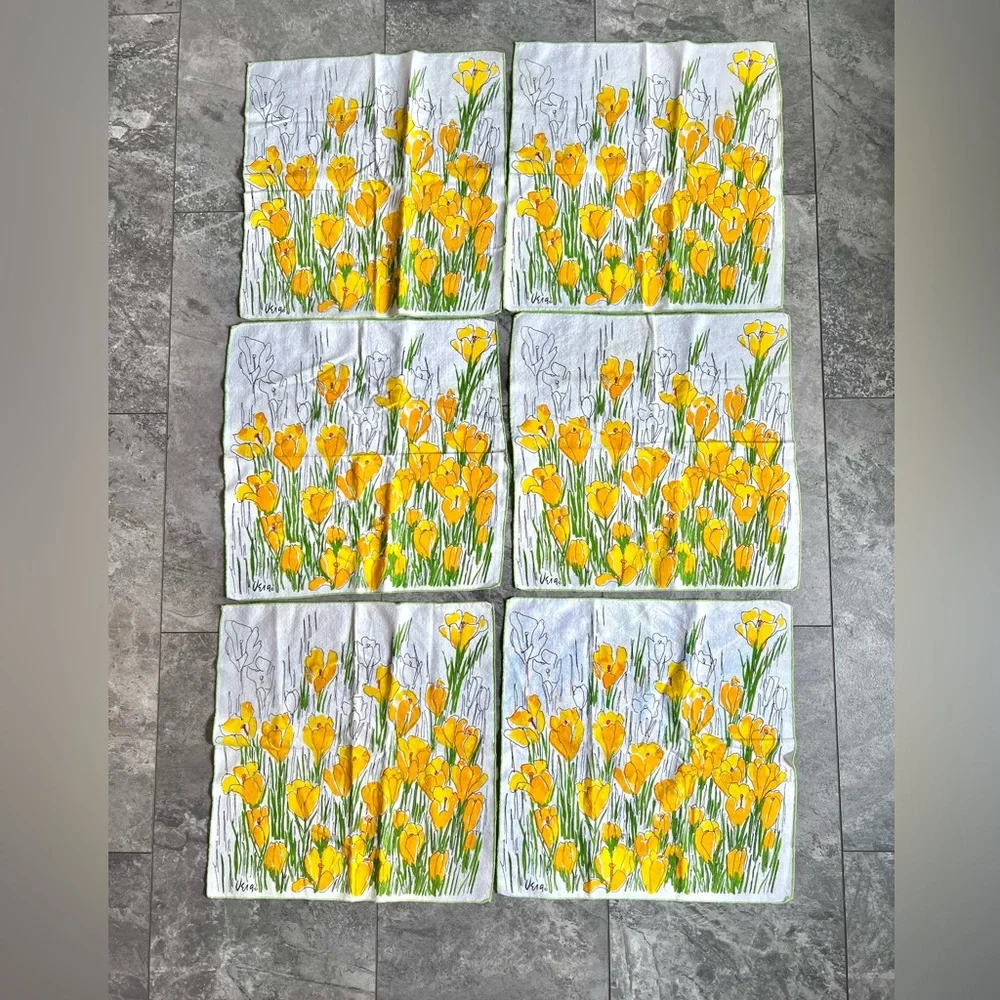 Vintage Vera Neumann Yellow and Green Napkins Set of 6 cotton edged in green 15”